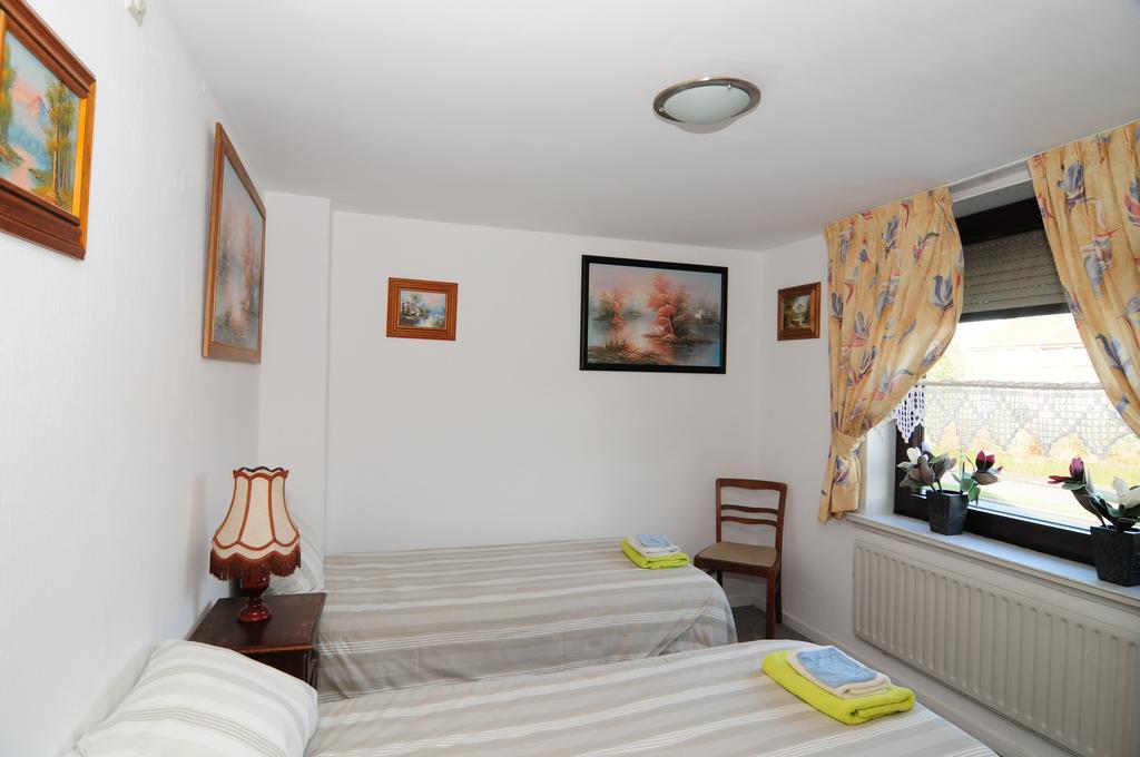 ברונסום B&B Pincky חדר תמונה
